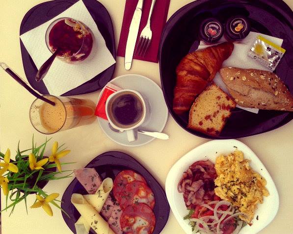 10384614_695841307169210_4821369769475197940_n