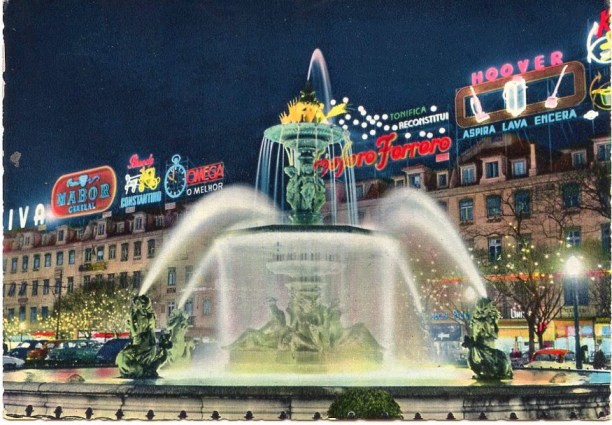 lisbona pubblicità insene luminose