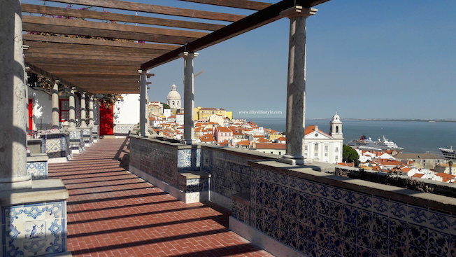 curiosità lisbona azulejos azulejos lisbona alfama portogallo