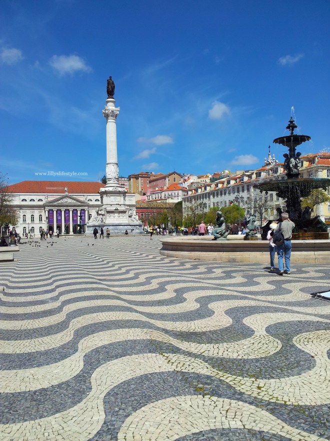 piazza rossio lisbona portogallo