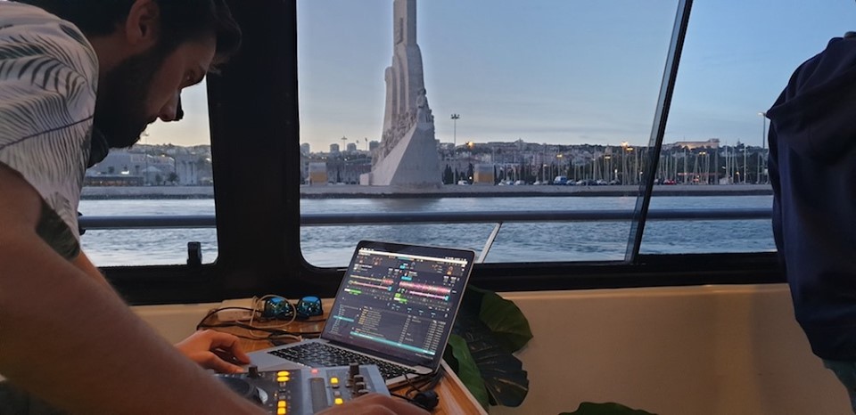 lisbona festa in barca